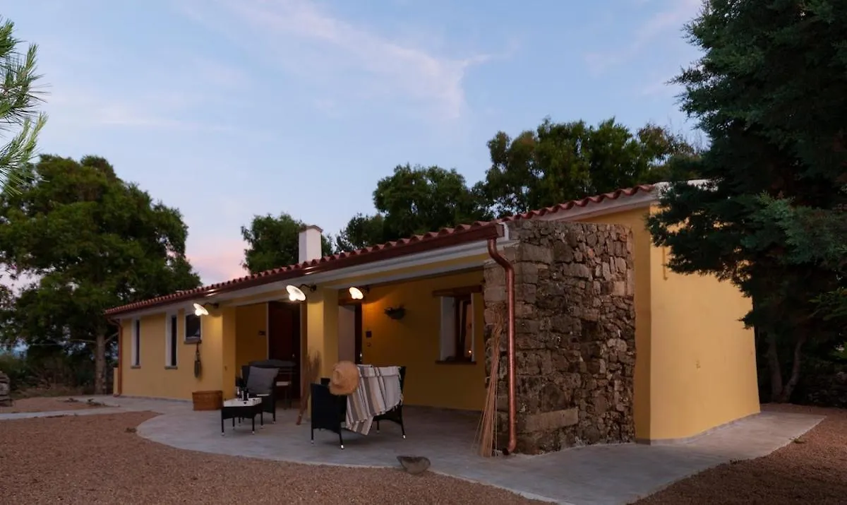 Lo Stazzo Multa Bianca Relax Assoluto Nella Natura Pedrumalu